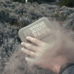 Uncharted Supply Co First Aid Plus Kit -BlackOvis uncharted supply co. first aid plus 4