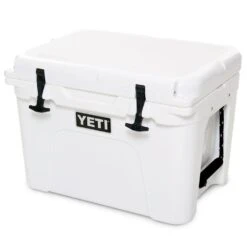 Yeti Tundra 35 Hard Cooler -BlackOvis yeti tundra 35 hard cooler white 2